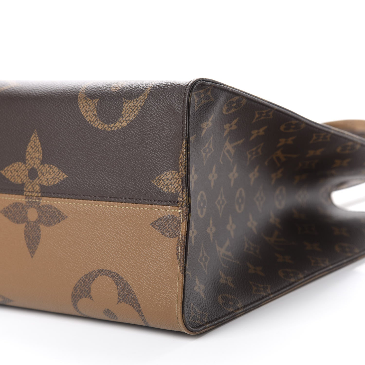 Louis Vuitton Reverse Monogram Giant Onthego GM 7 of 11