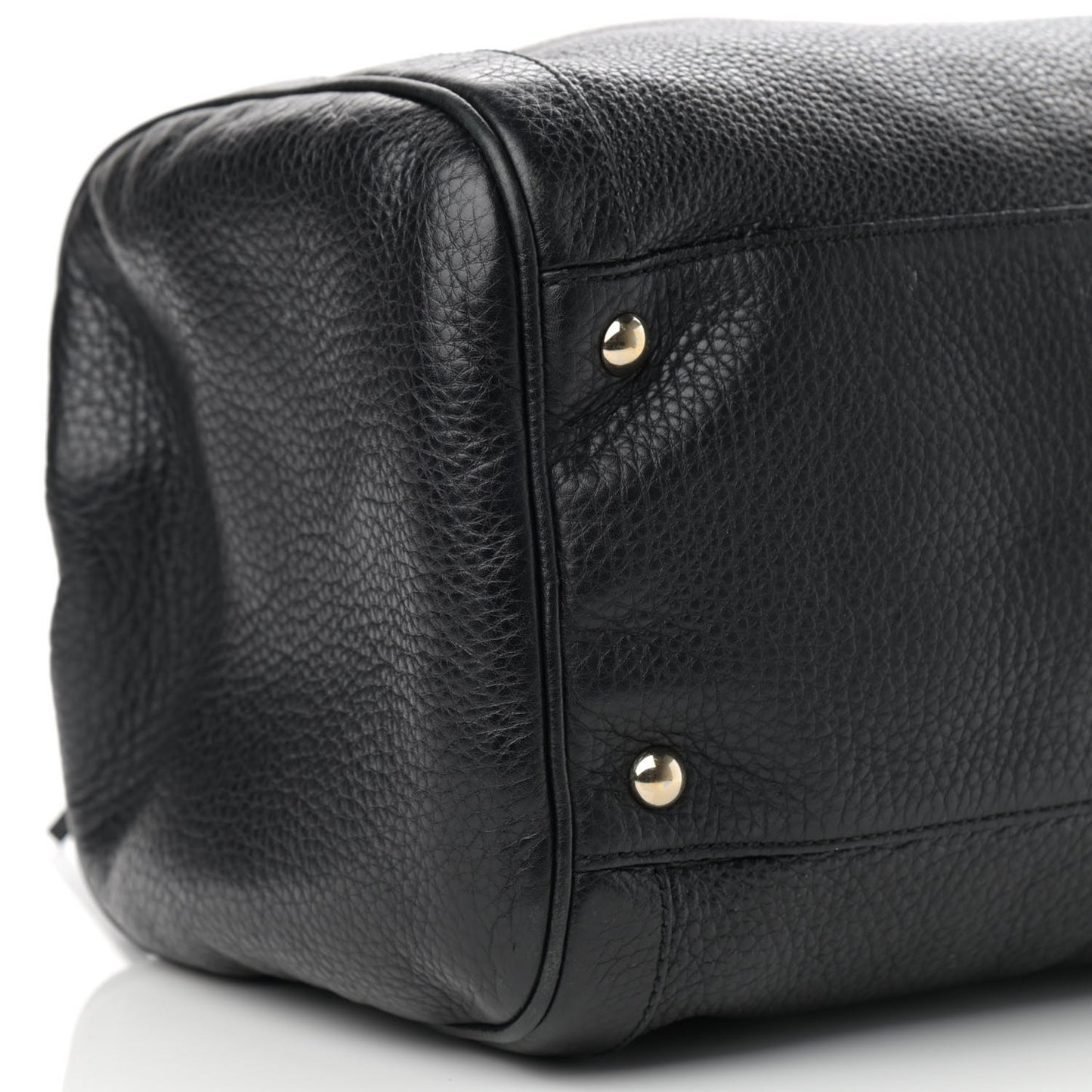 Pebbled Calfskin Medium Soho Boston Black
