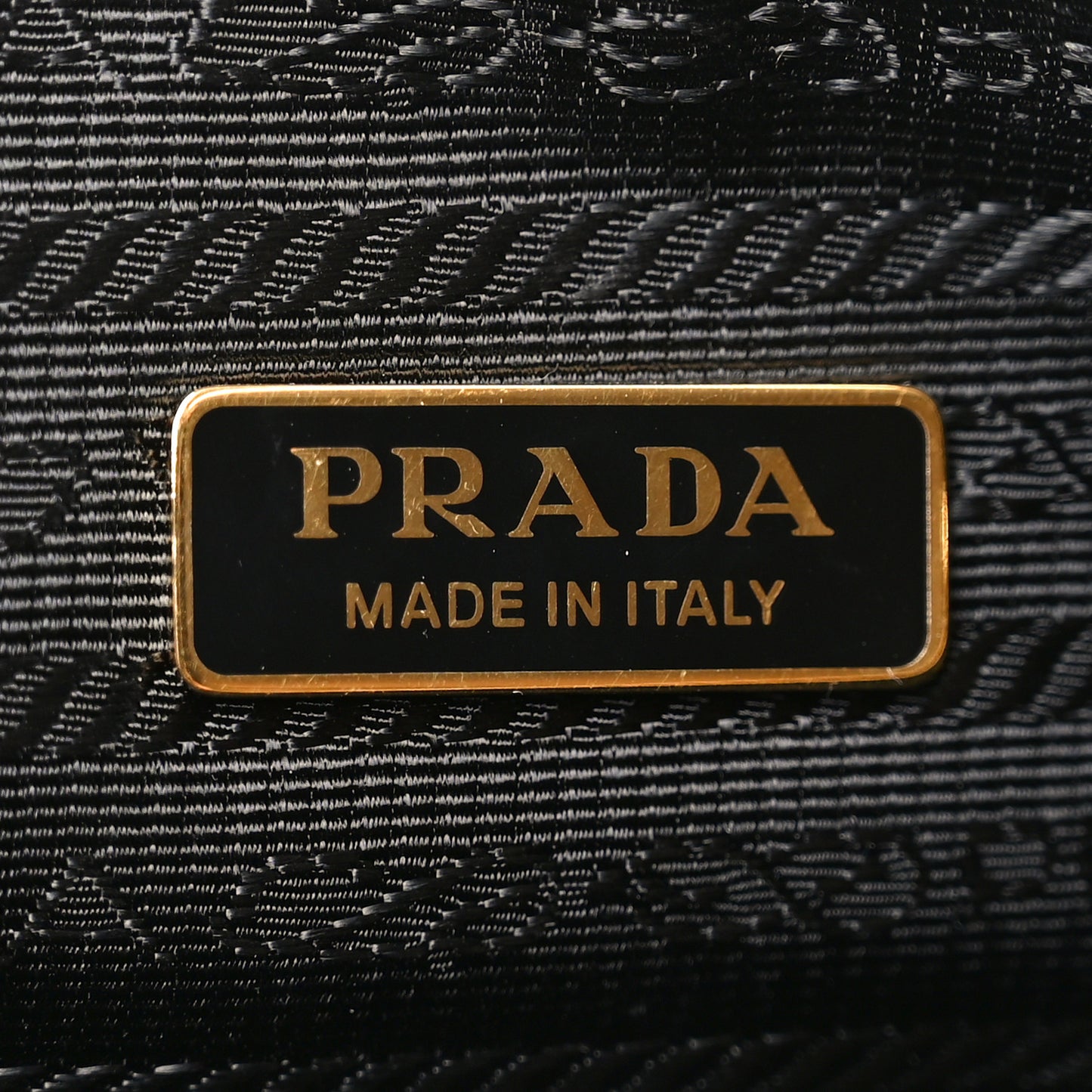 Re-Nylon Spazzolato Re-Edition 2002 Shoulder Bag Black