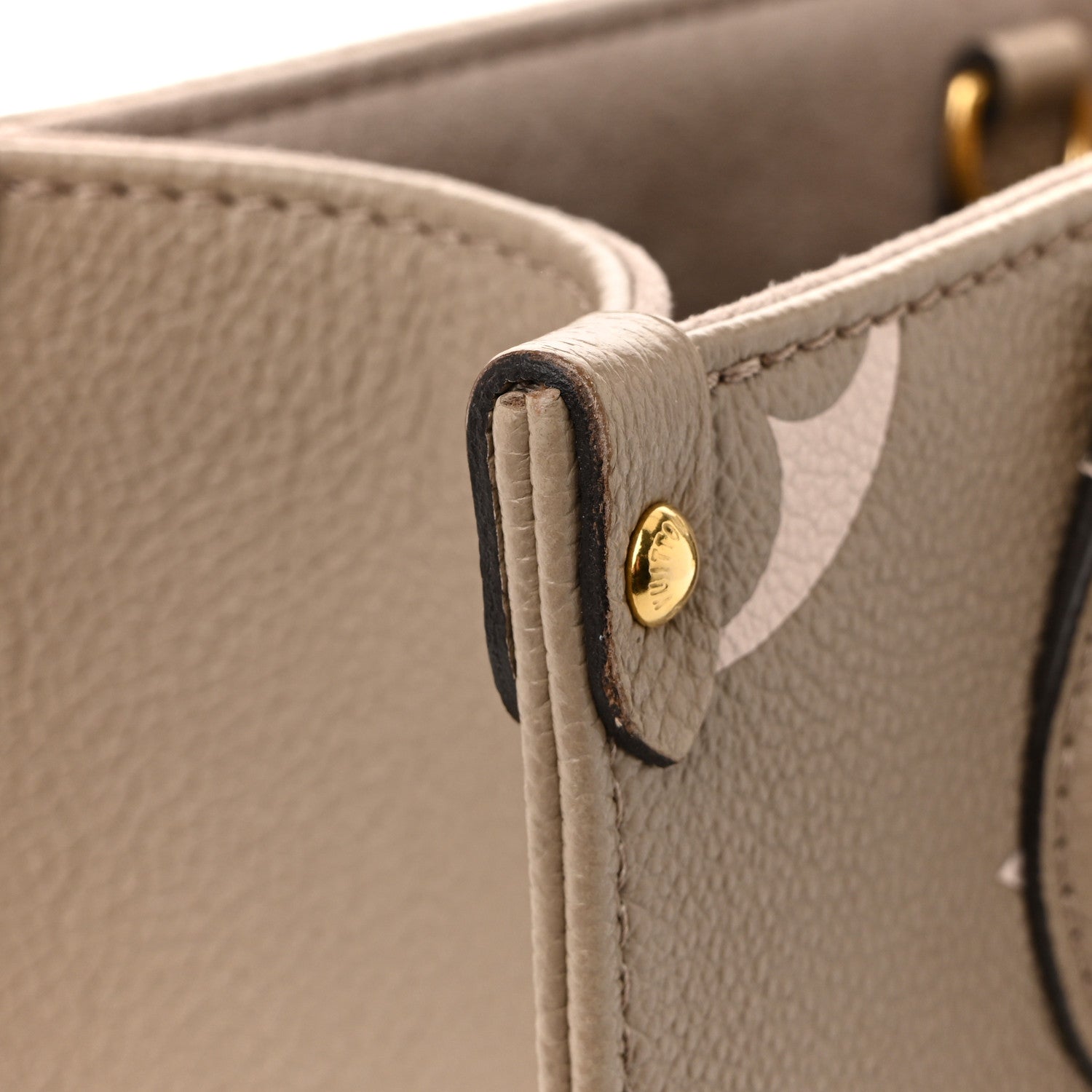 Louis Vuitton Empreinte Monogram Giant Onthego PM Tourterelle Creme 12 of 13