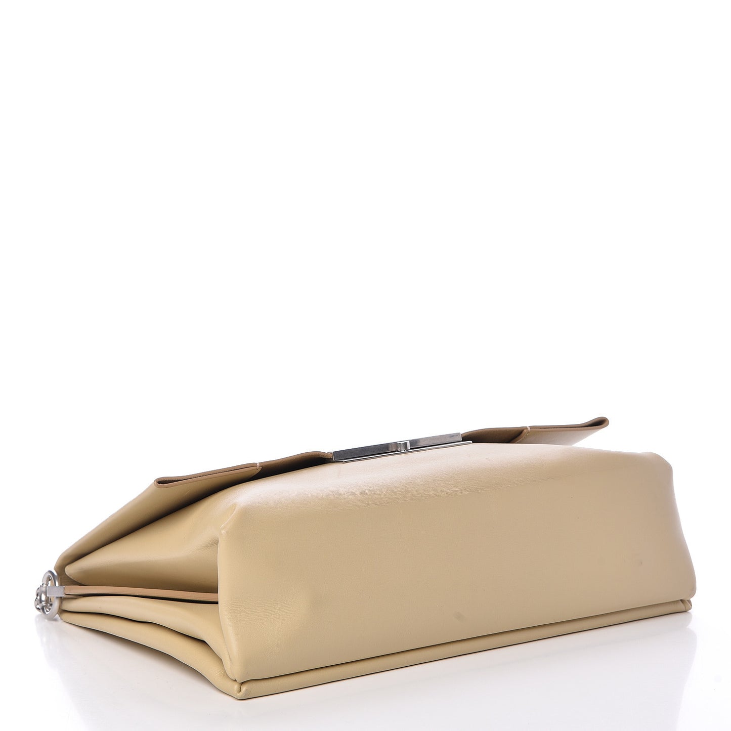 Smooth Calfskin Blade Chain Flap Vanilla