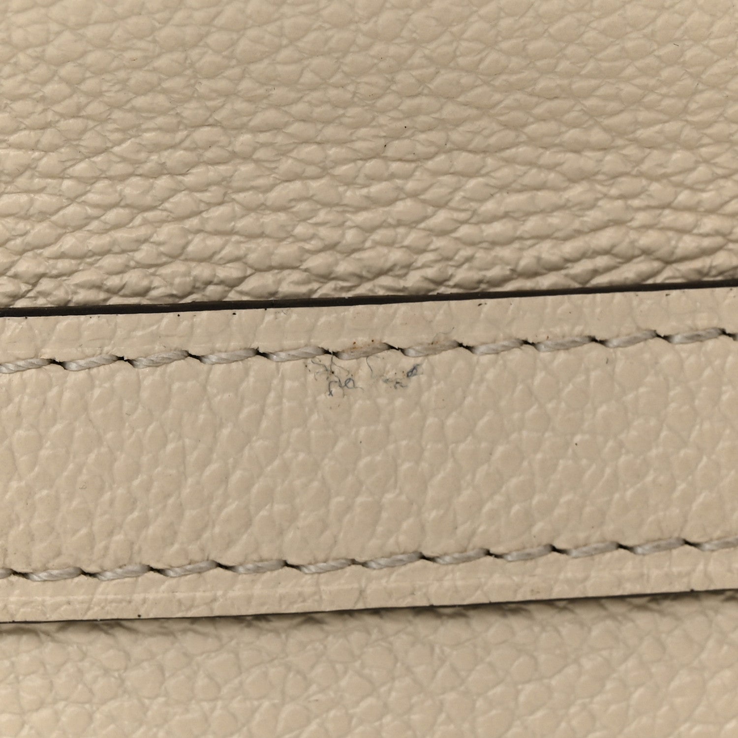 Louis Vuitton Empreinte Monogram Giant Loop Hobo Cream 11 of 12