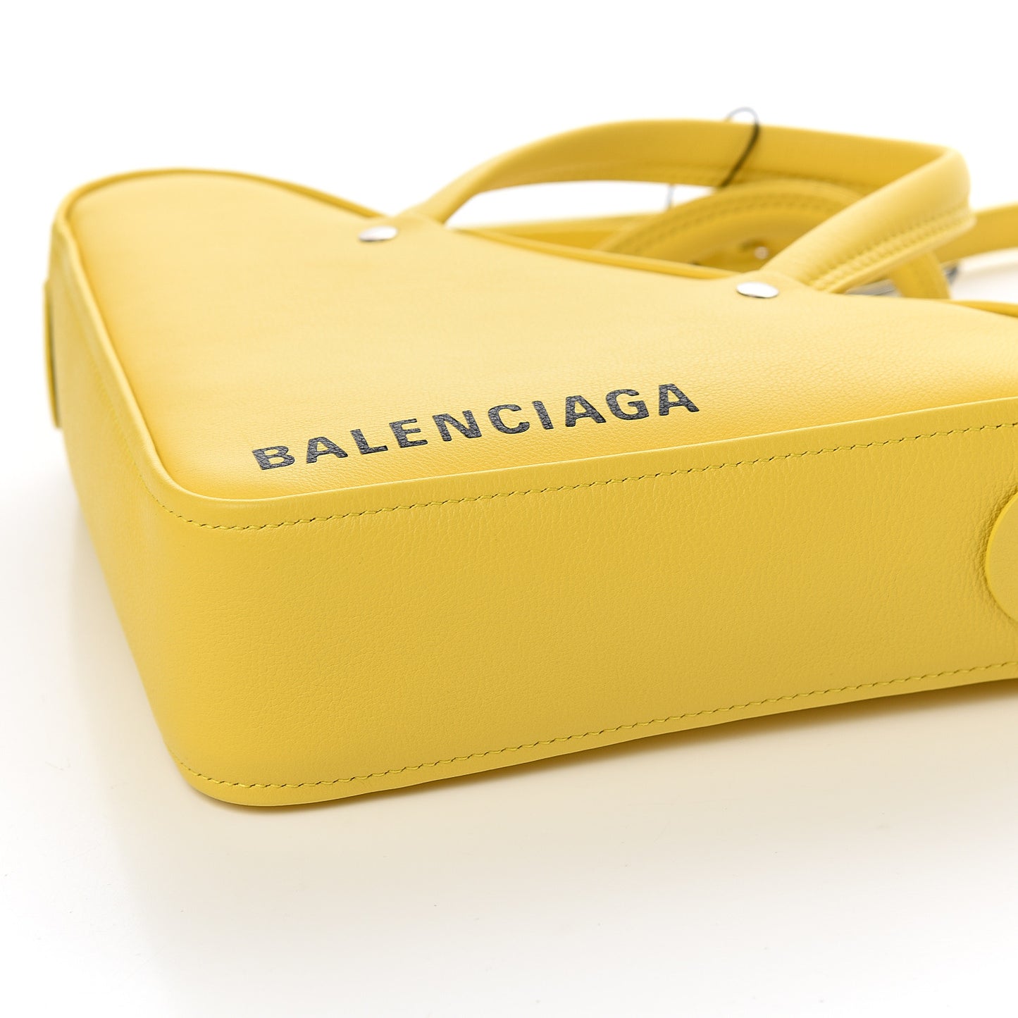 Shiny Day Calfskin Logo XS Triangle Duffle Jaune Black