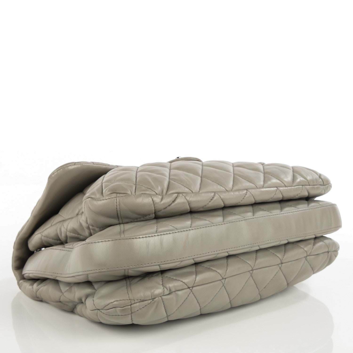 Chanel Lambskin Quilted 3 Maxi Flap Bag Grey 4 of 9