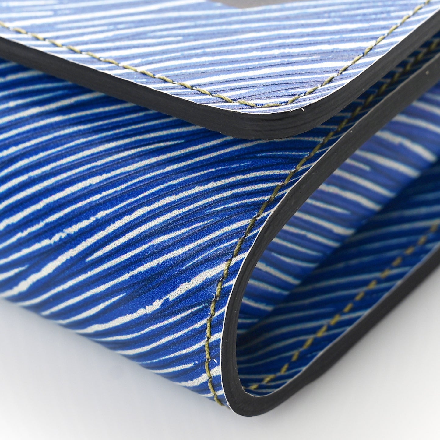 Epi Azteque Twist Chain Wallet Denim Light