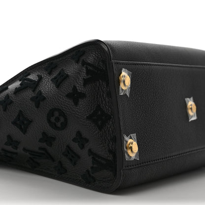 Louis Vuitton Calfskin Monogram Tufting On My Side Black 7 of 10