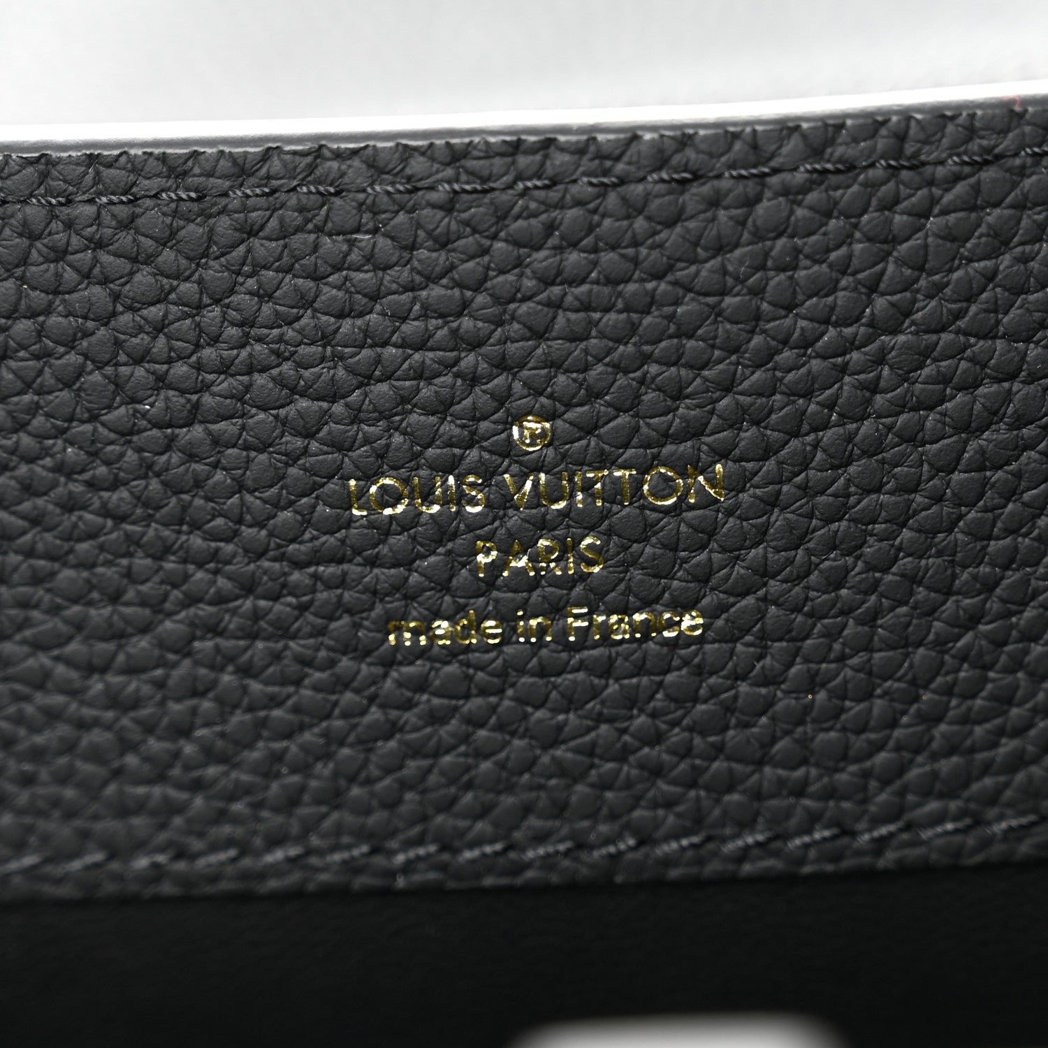 Louis Vuitton Taurillon Capucines East West MM Matte Black 6 of 10