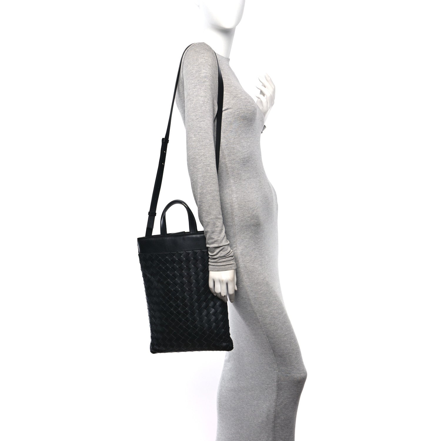 Bottega Veneta Lambskin Intrecciato Laptop Case Black 3 of 10
