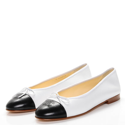 Chanel Lambskin Cap Toe CC Ballerina Flats 41 White Black 2 of 8