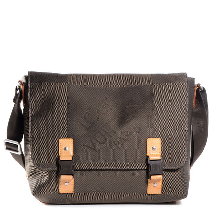 Louis Vuitton Damier Geant Loup Messenger Bag Terre 1 of 8