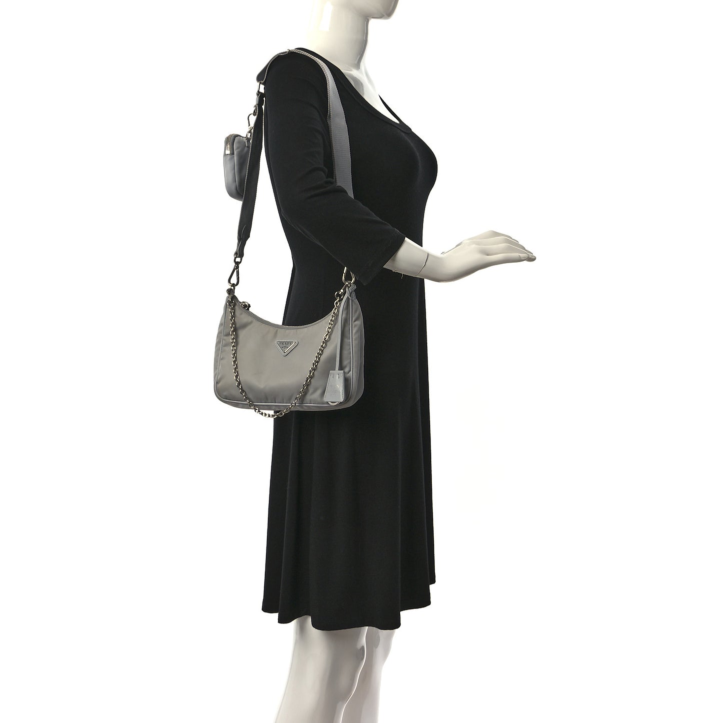 Re-Nylon Saffiano Re-Edition 2005 Shoulder Bag Fiordaliso