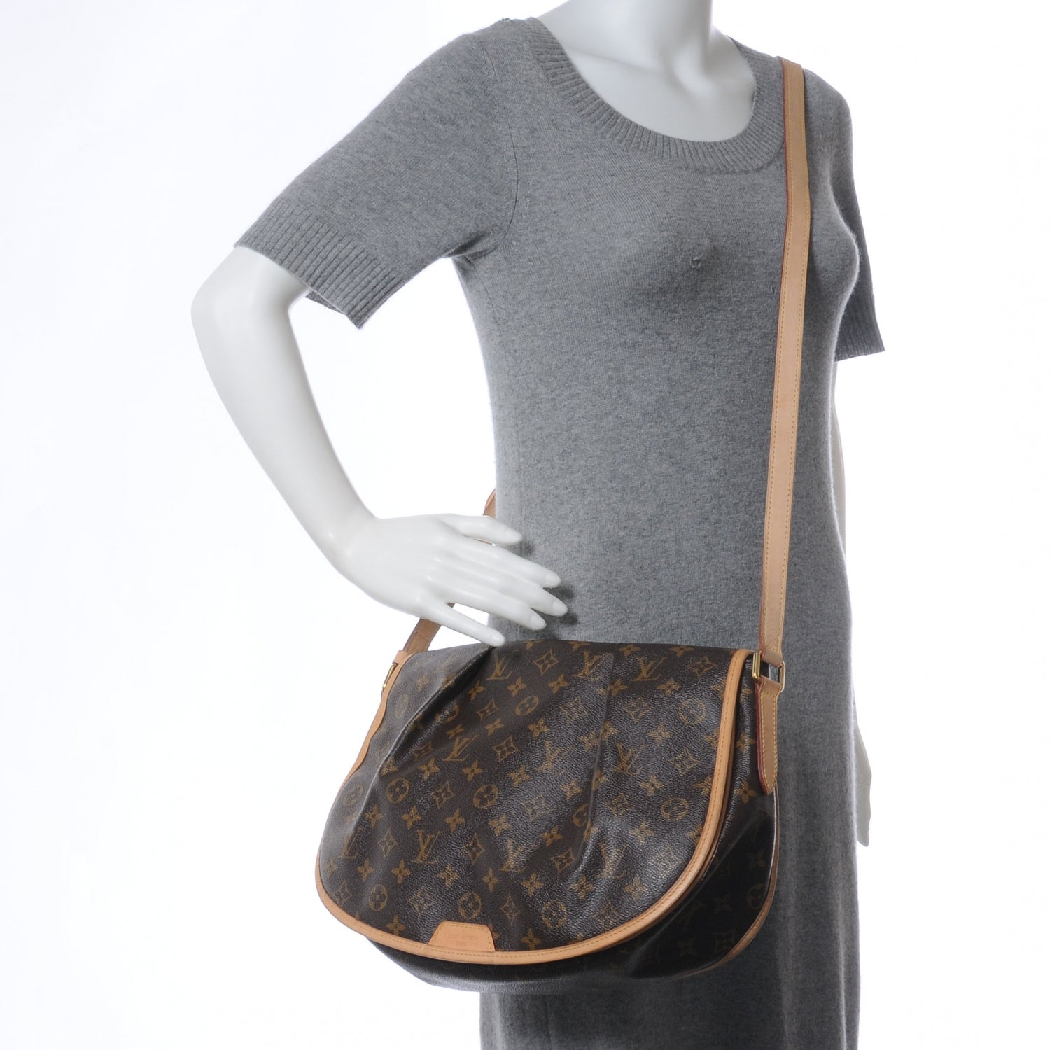 Louis Vuitton Monogram Menilmontant MM 2 of 7