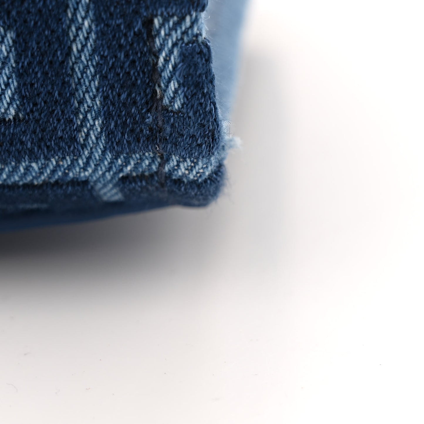 Denim 4G Medium Chain Tote Blue