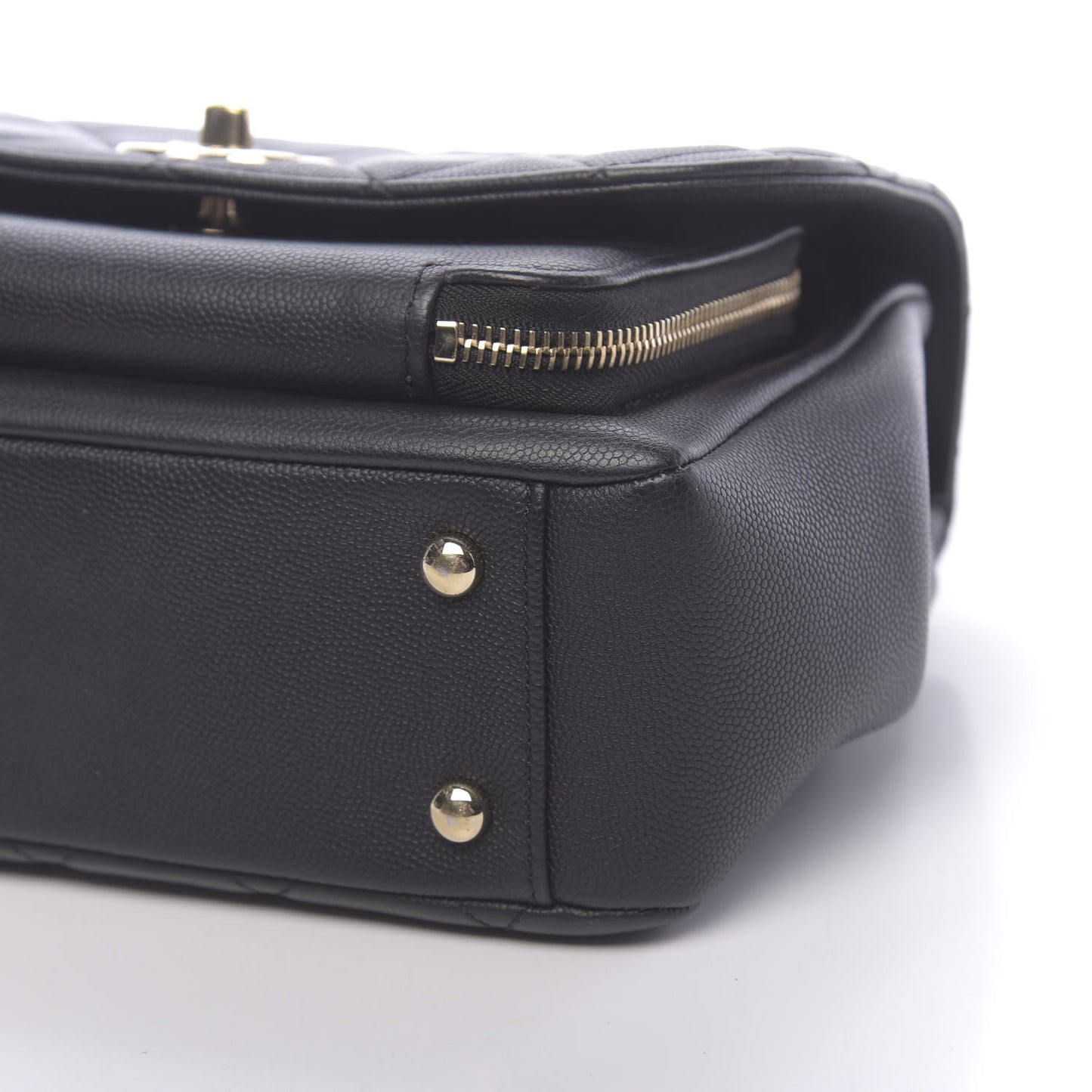 Caviar Quilted Medium Business Affinity Flap Black