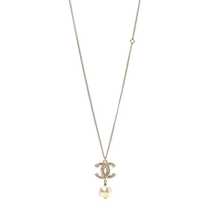 Chanel Pearl CC Pendant Necklace Gold 1 of 9