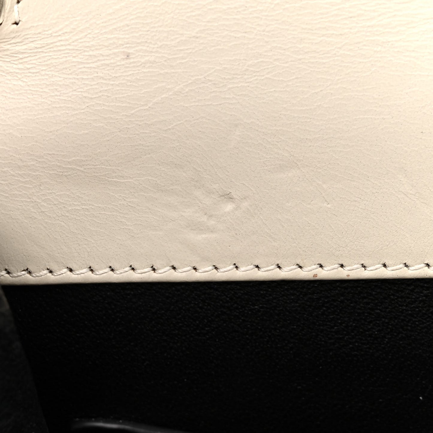 Calfskin Matelasse Victoire Chain Wallet Black