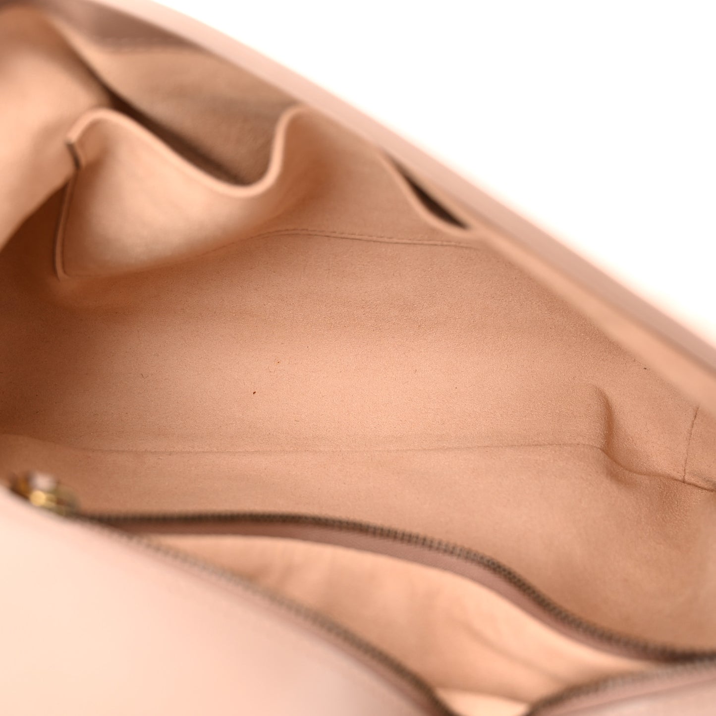 Calfskin Matelasse Medium GG Marmont Shoulder Bag Porcelain Rose