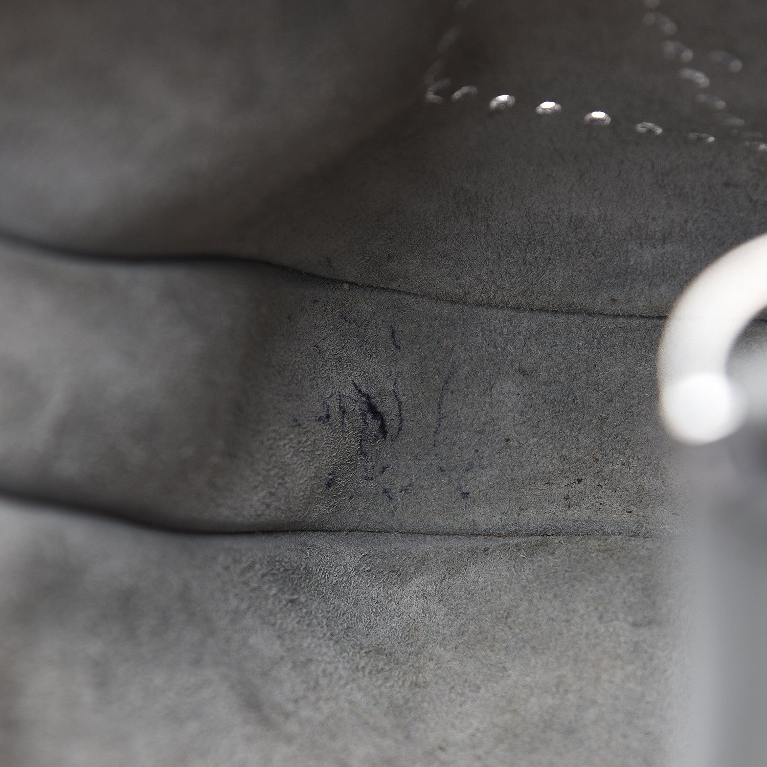 Hermes Taurillon Clemence Evelyne III PM Gris Mouette 16 of 17