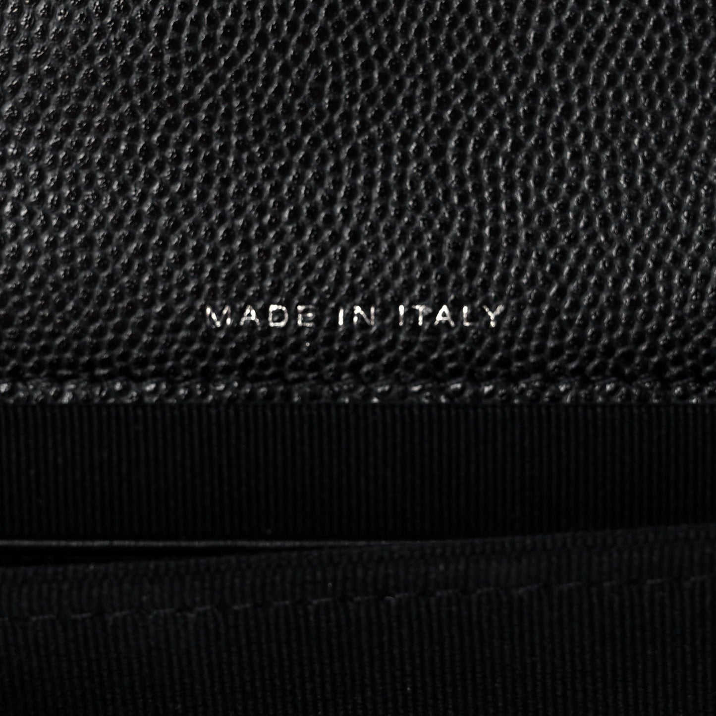 Caviar Quilted Pick Me Up Clutch With Chain Black