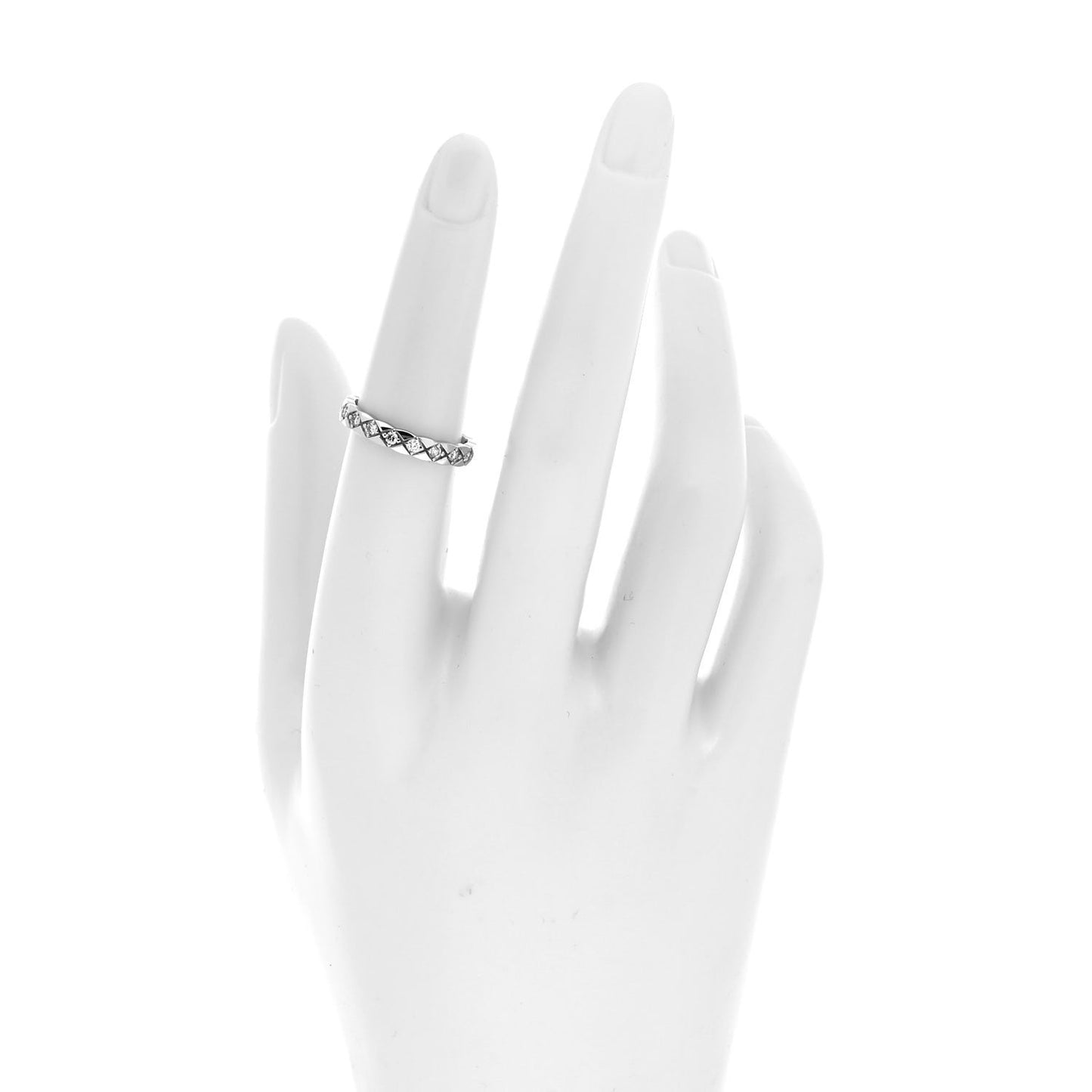 18K White Gold Diamond Mini Coco Crush Ring 51 5.75
