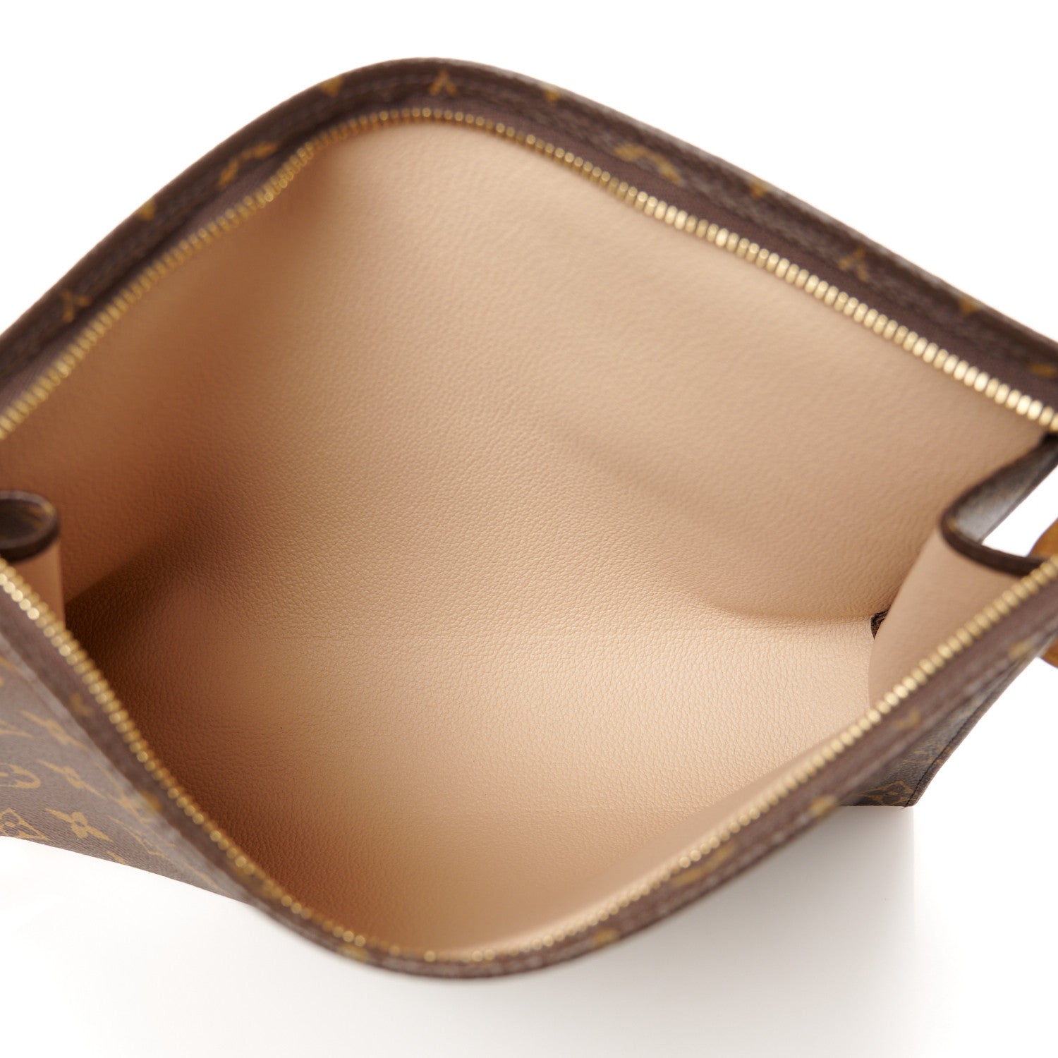 Louis Vuitton Monogram Toiletry Pouch 26 5 of 10