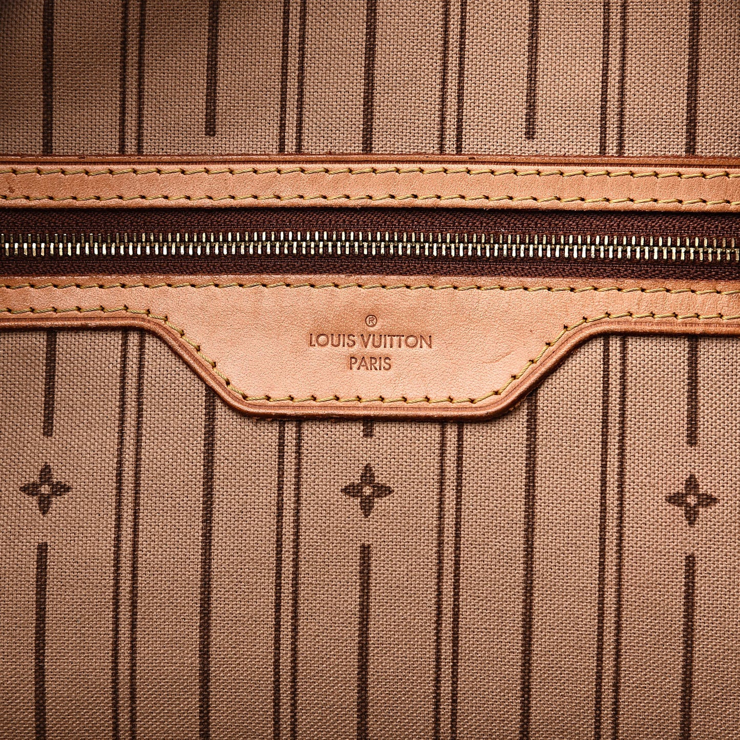 Monogram Delightful GM