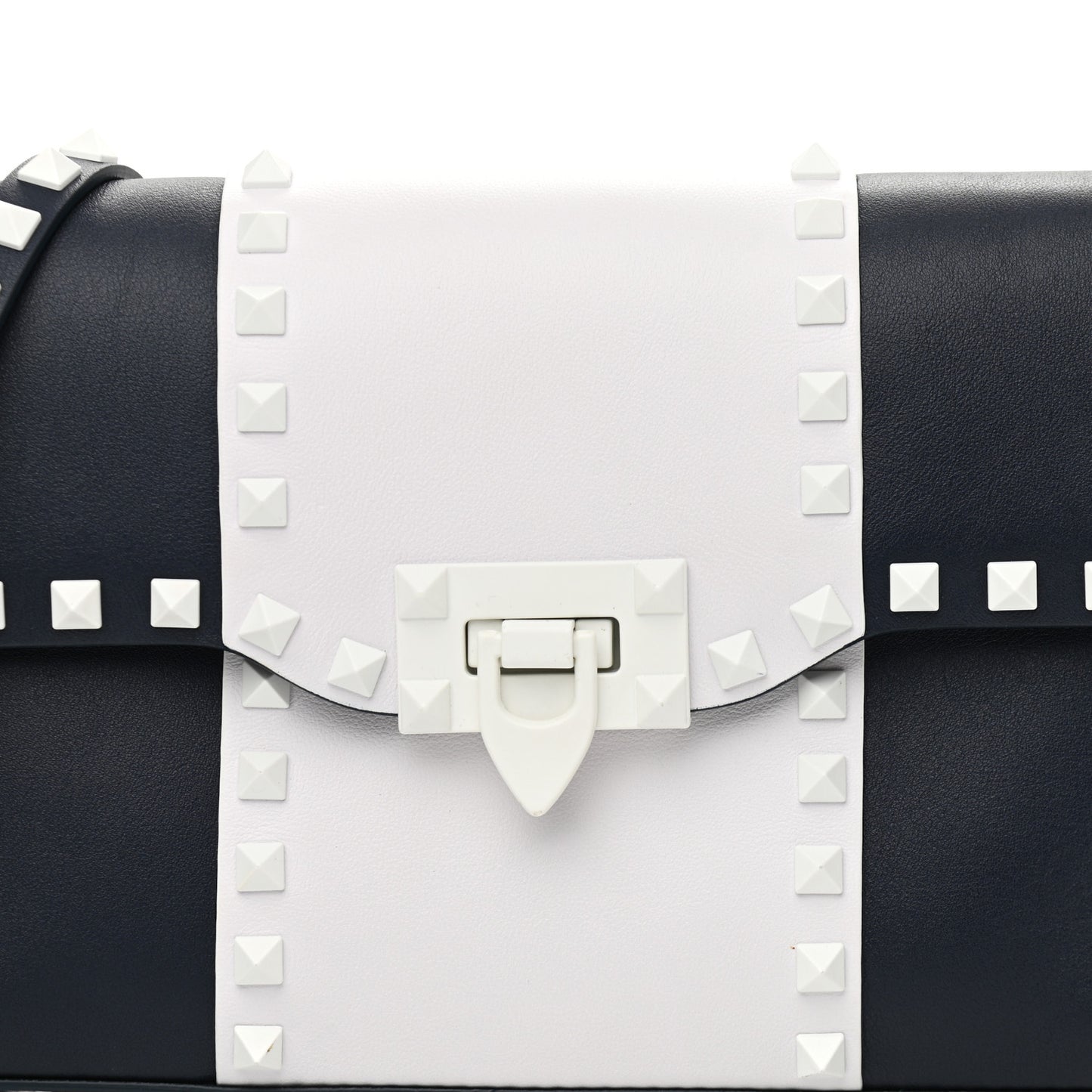 Vitello Colorblock Medium Free Rockstud Flip Lock Crossbody Bag Marine White