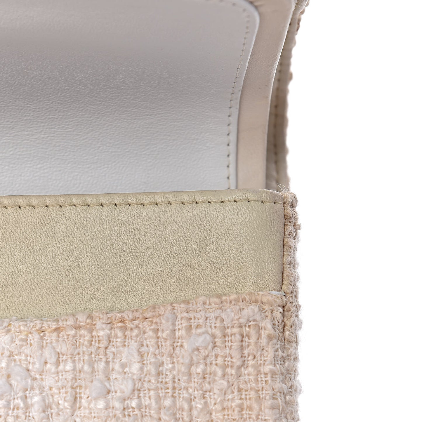 Tweed Medium Double Flap White