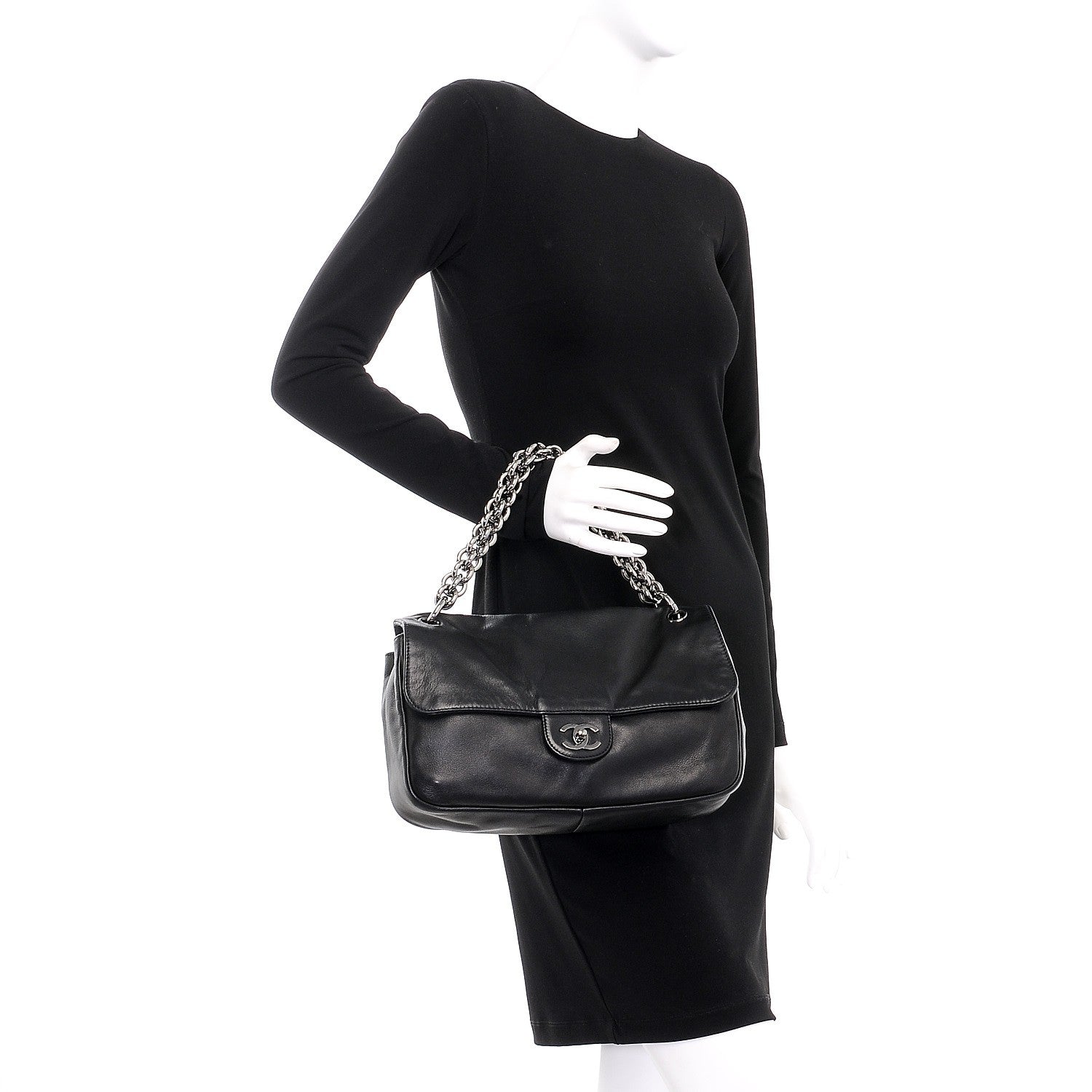 Chanel Lambskin Medium Soft and Chain Flap Black 2 of 7