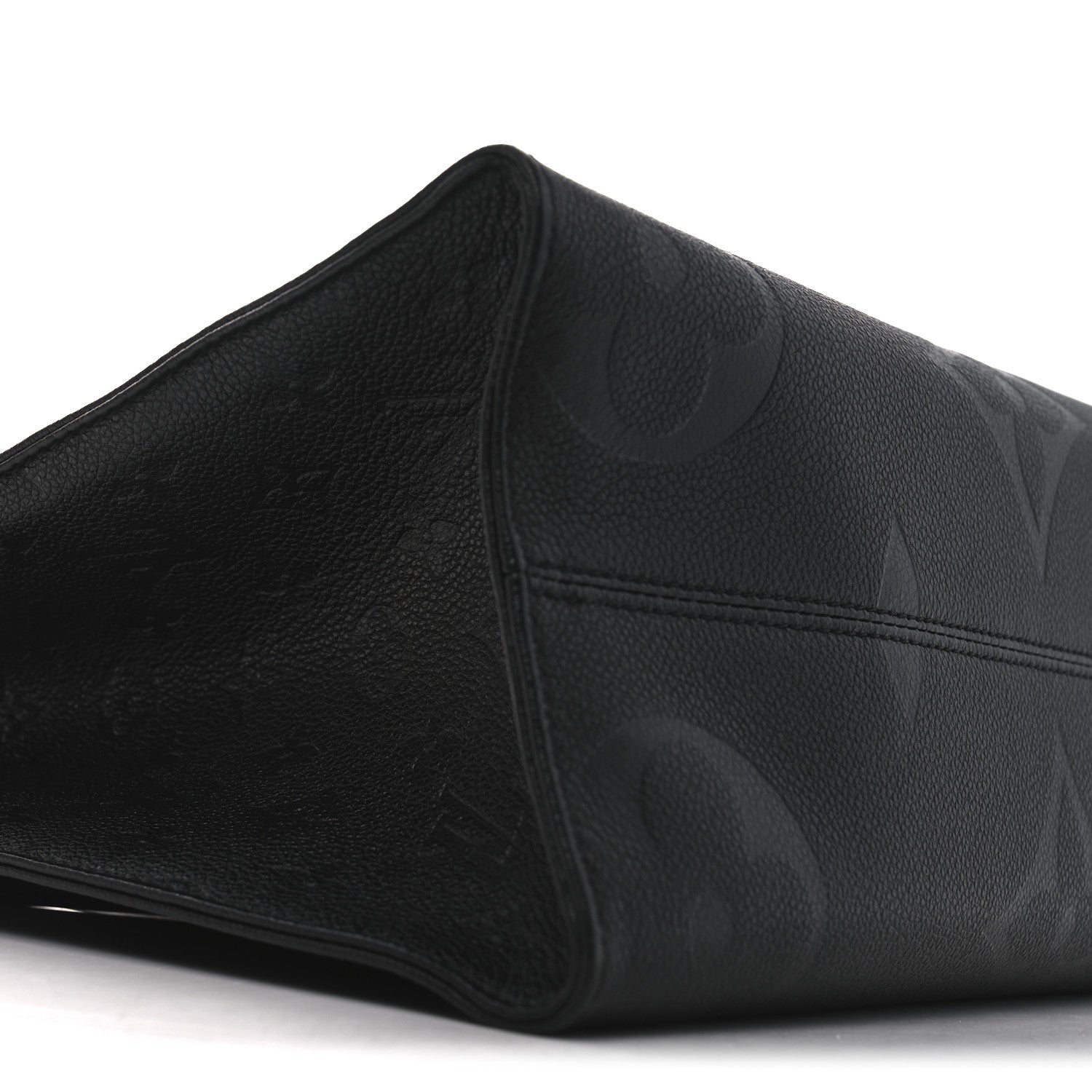 Louis Vuitton Empreinte Monogram Giant Onthego MM Black 8 of 9