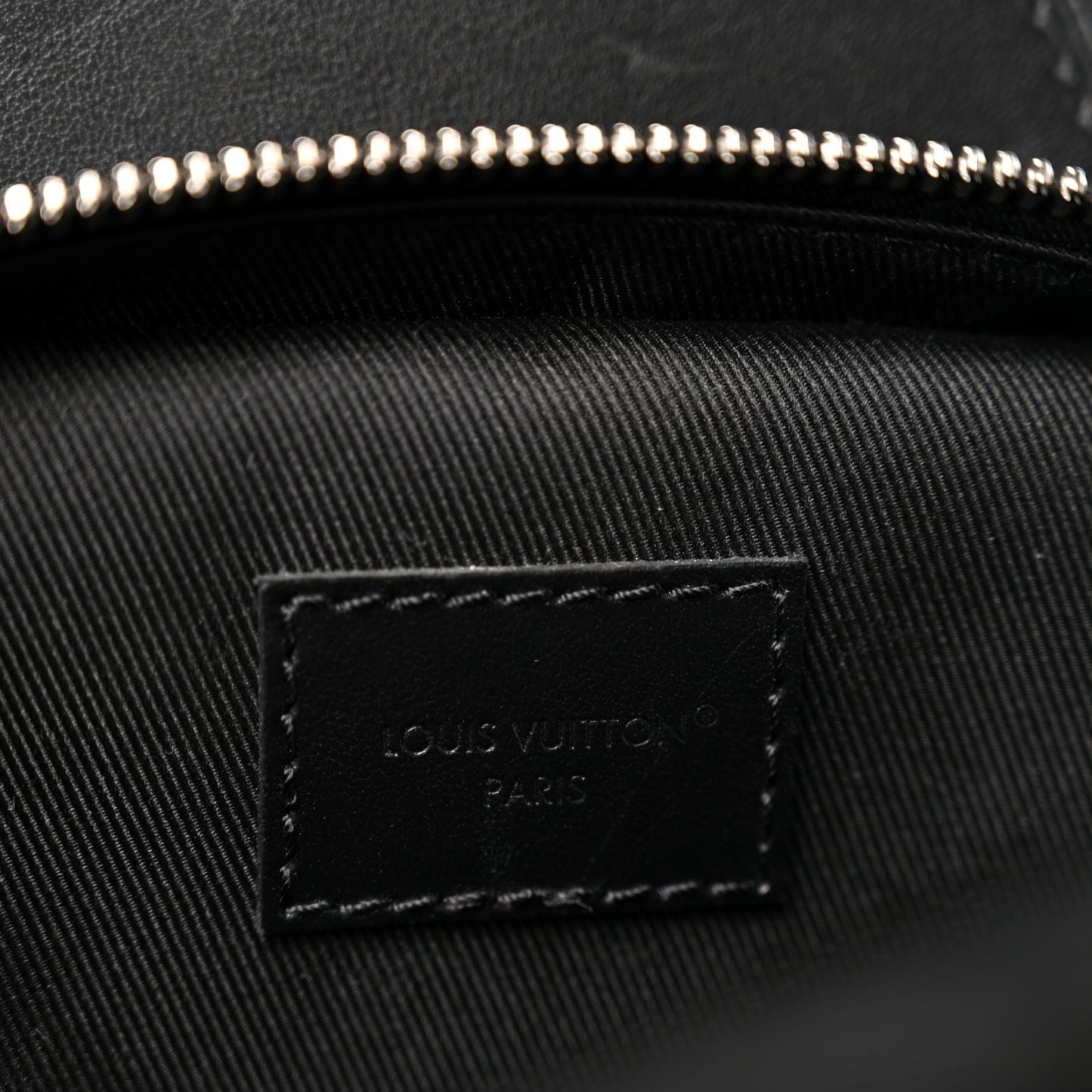 Monogram Eclipse Avenue Slingbag PM