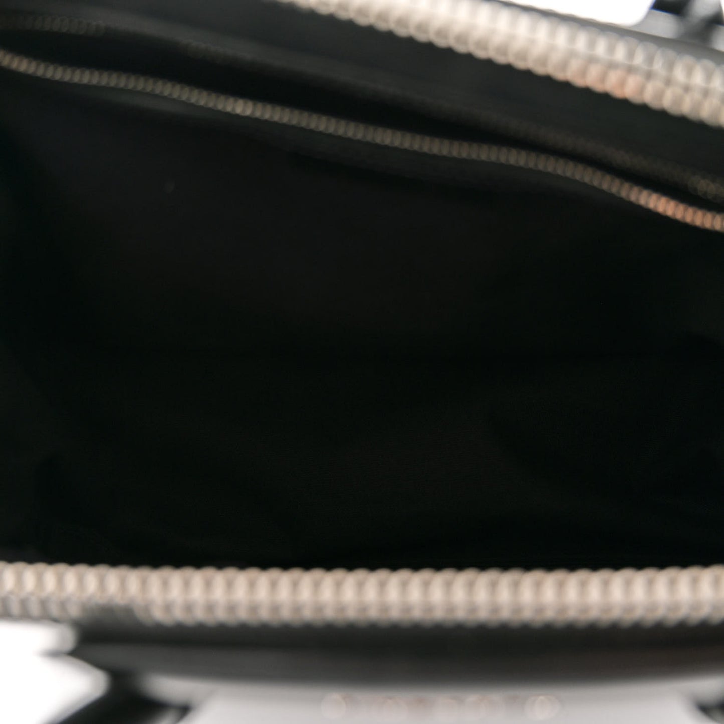 Shiny Lord Calfskin Medium Antigona Black