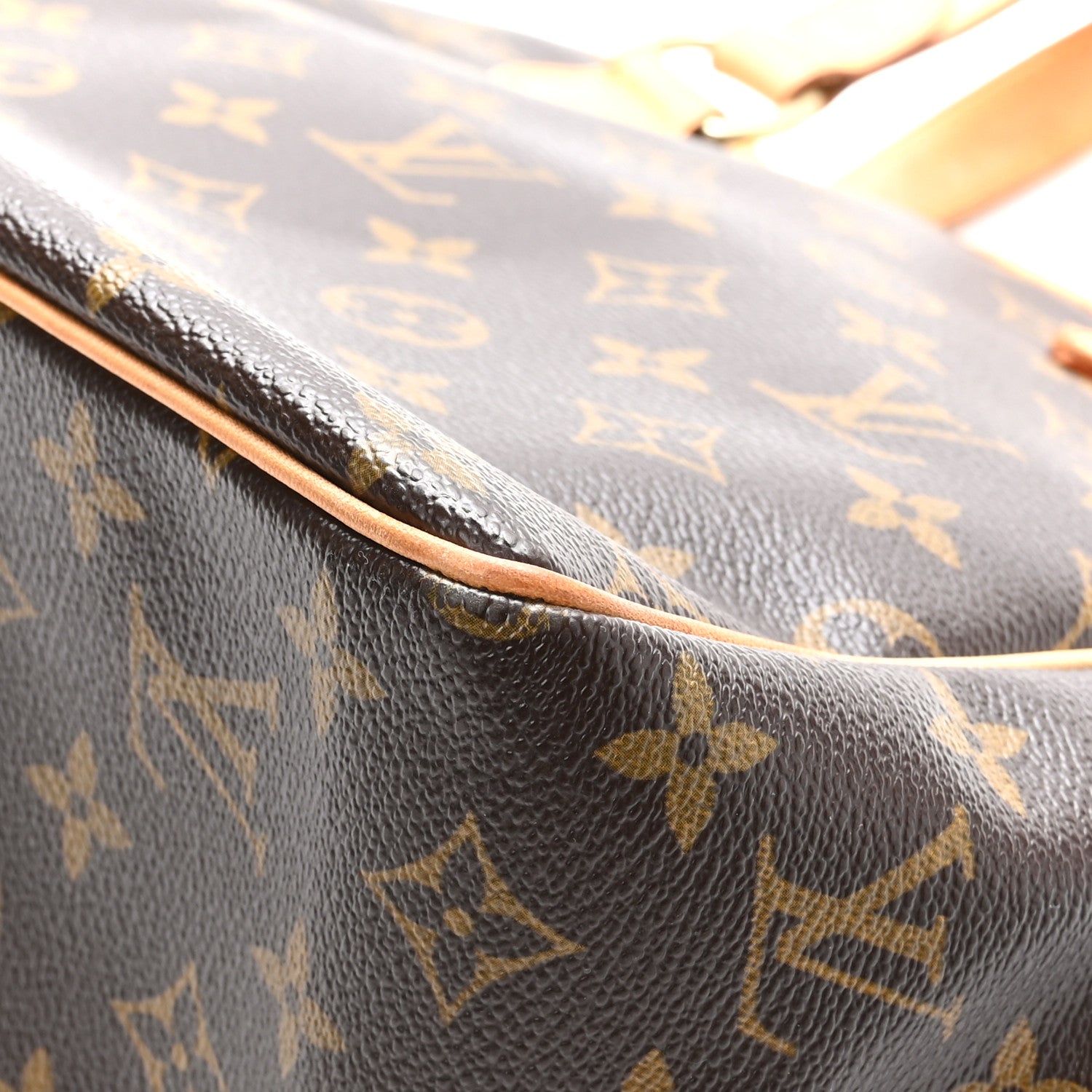 Louis Vuitton Monogram Batignolles 11 of 11