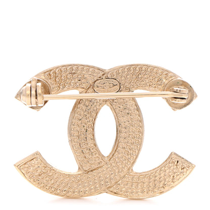 Chanel Metal CC Brooch Gold 3 of 4
