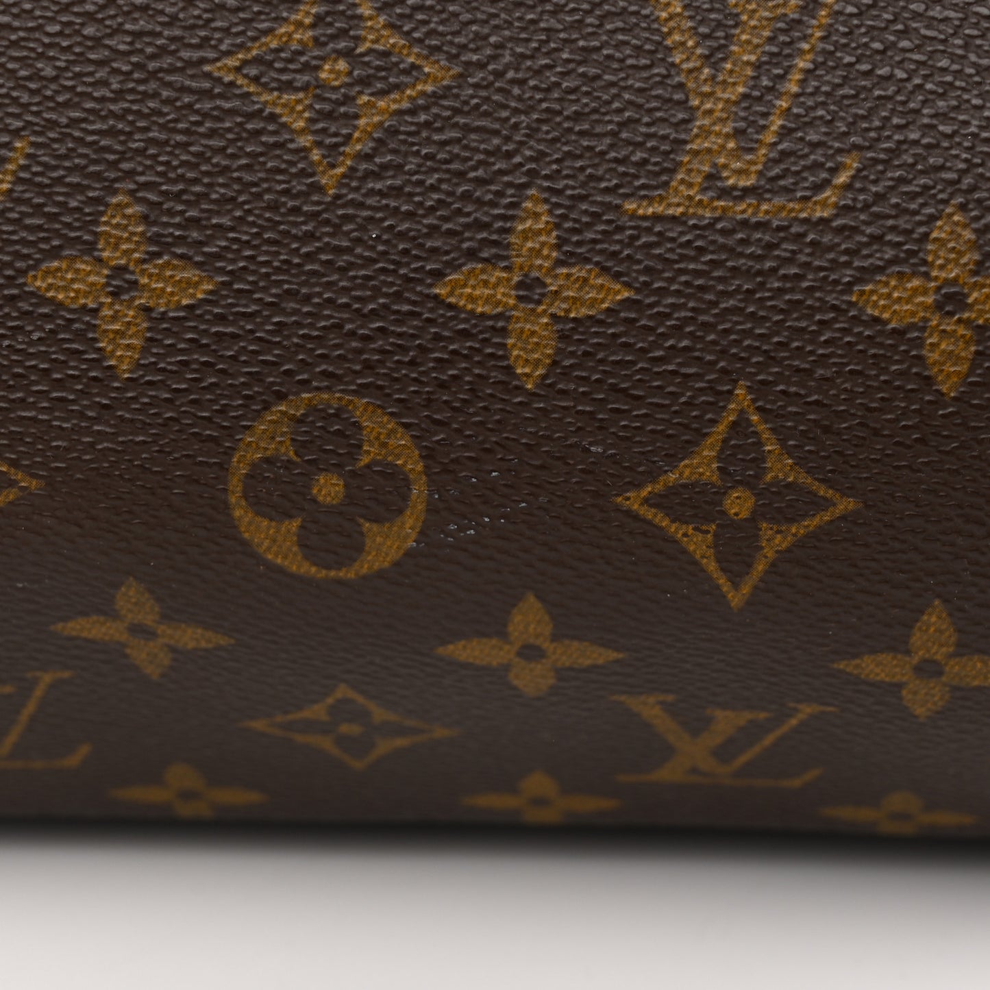 Monogram Ellipse MM