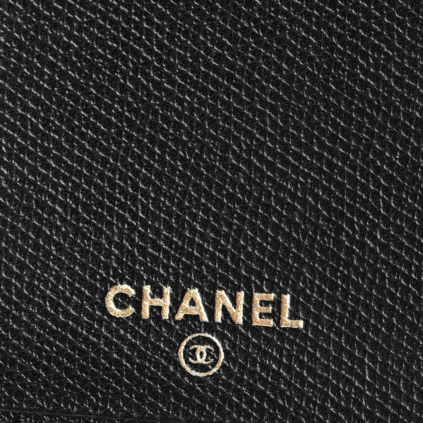 Grained Calfskin CC Button Yen Wallet Black