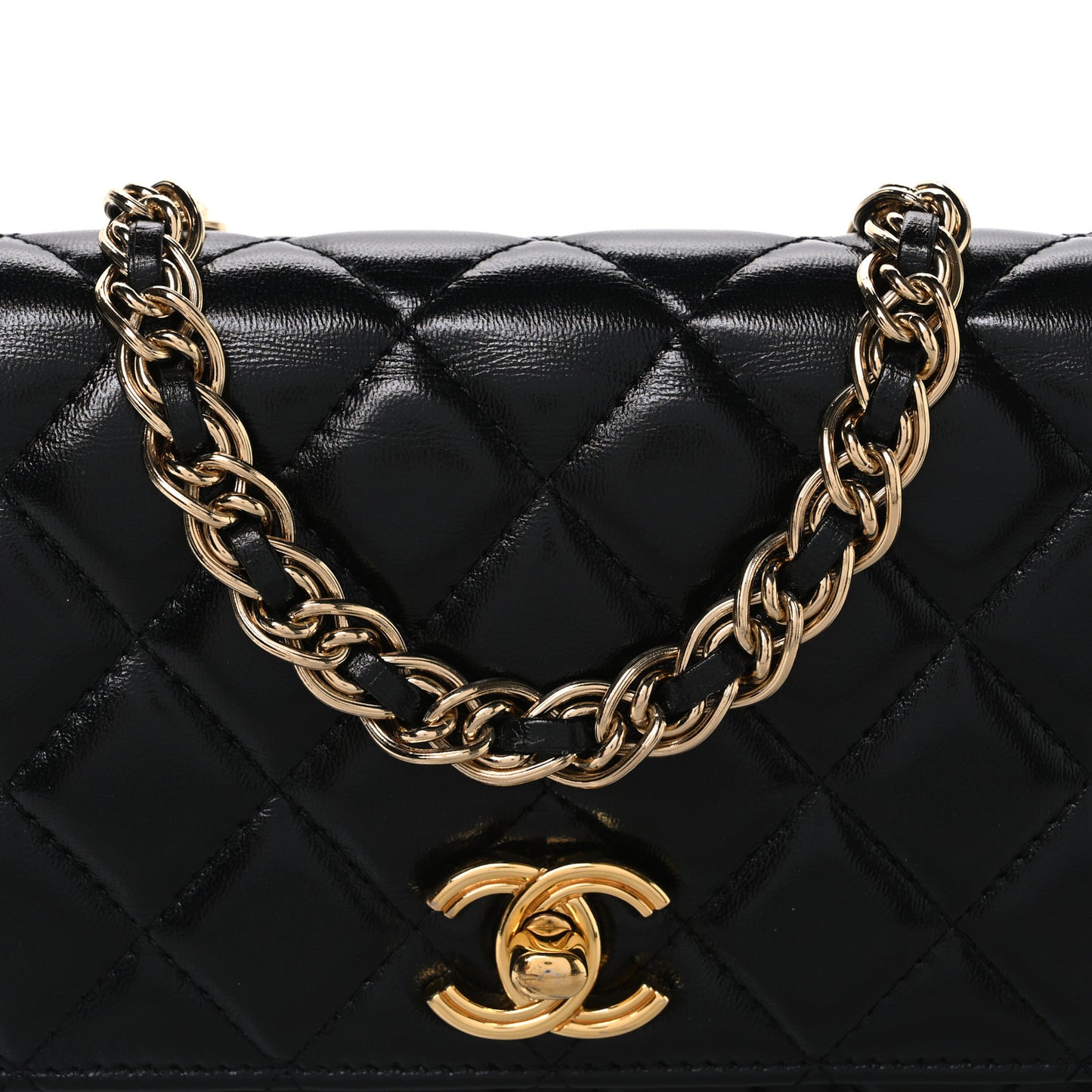 Shiny Lambskin Quilted Golden Links Wallet On Chain WOC Black
