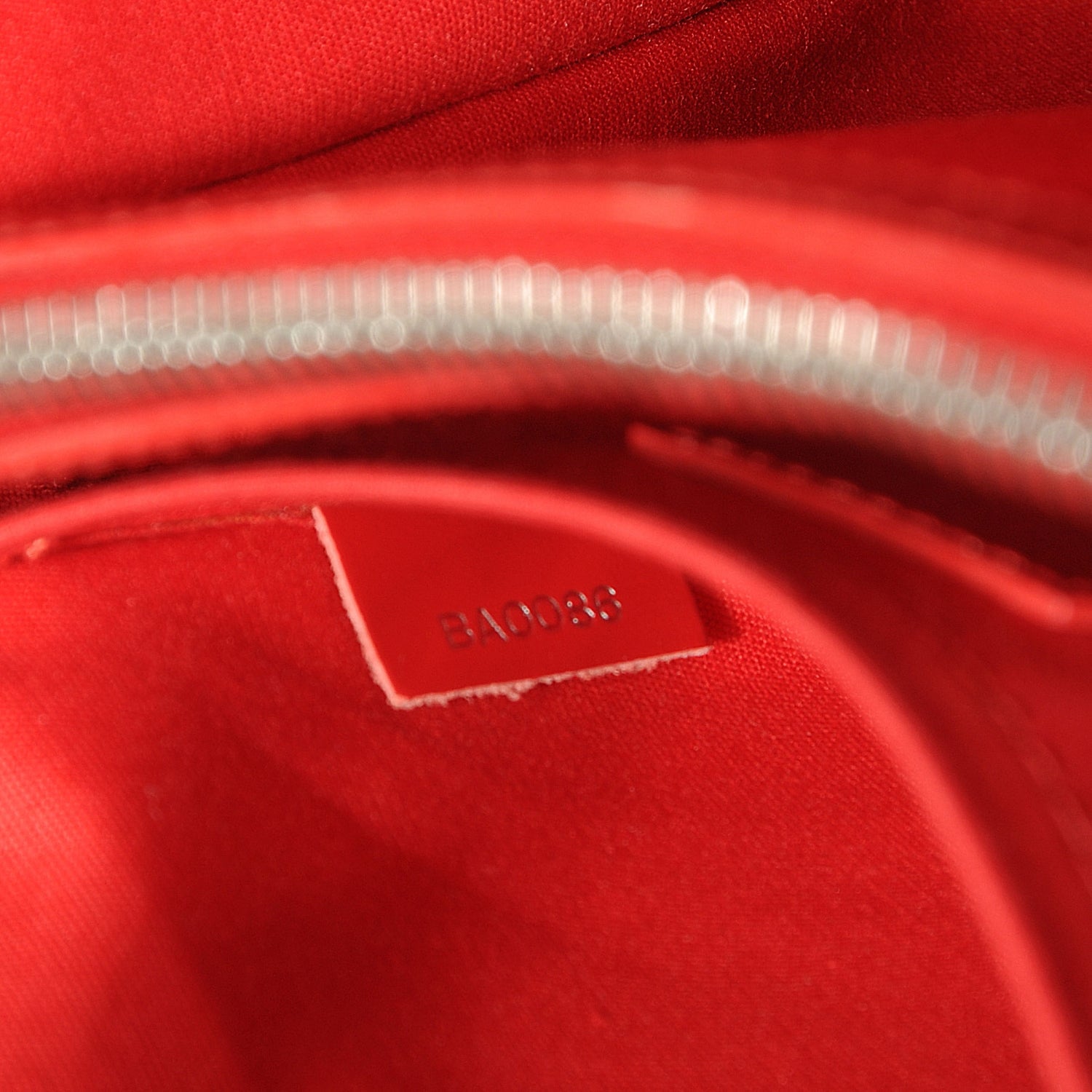 Louis Vuitton Epi Passy PM Red 7 of 7