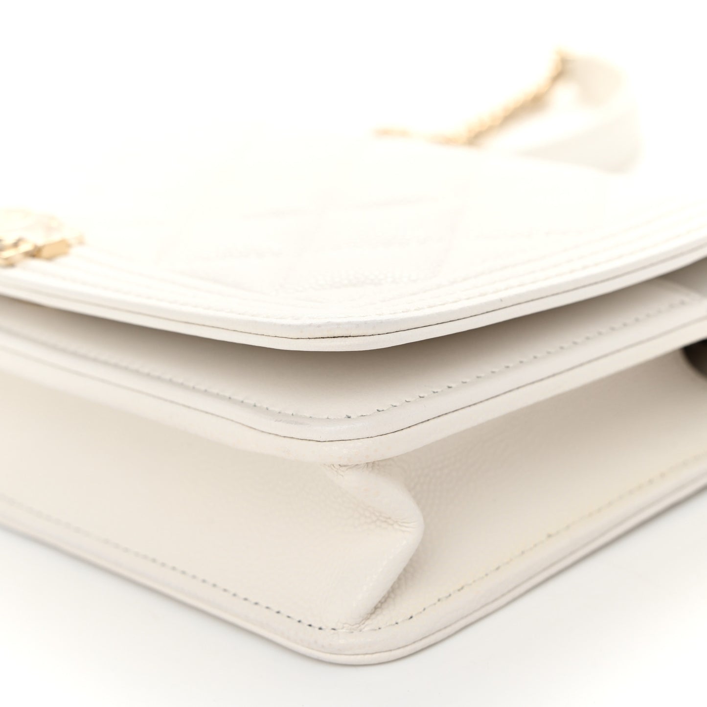 Caviar Quilted Boy Wallet On Chain WOC White