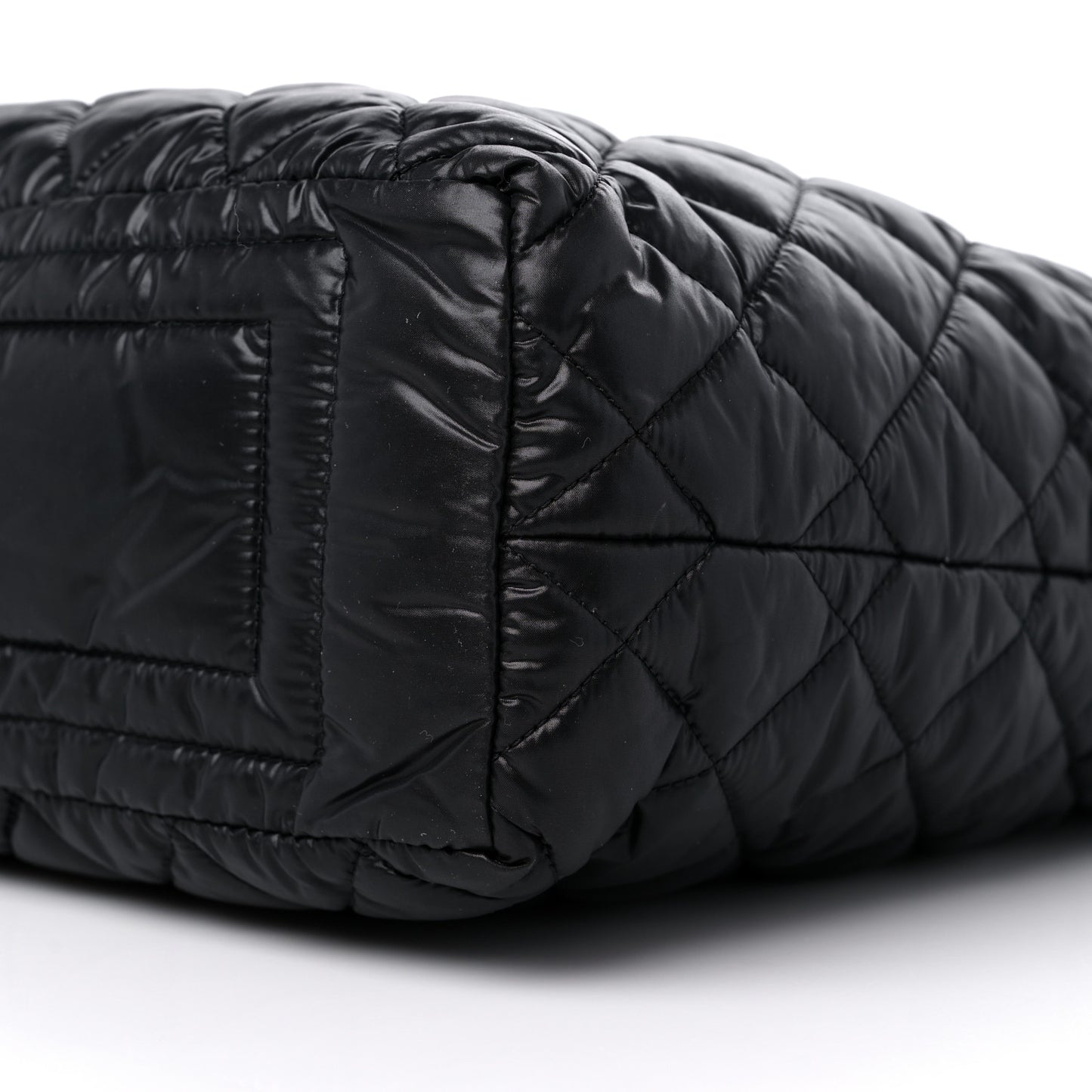 Nylon Quilted Coco Cocoon Hobo Black