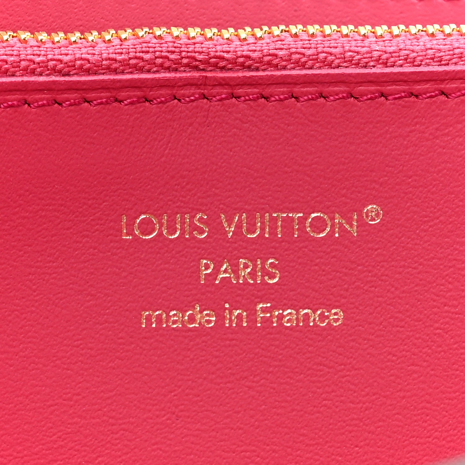 Louis Vuitton Taurillon Capucines Wallet Black 7 of 8