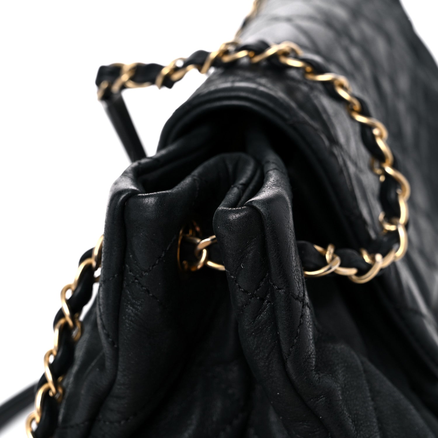 Chanel Iridescent Calfskin Medium Chic Quilt Flap Black 18 of 20