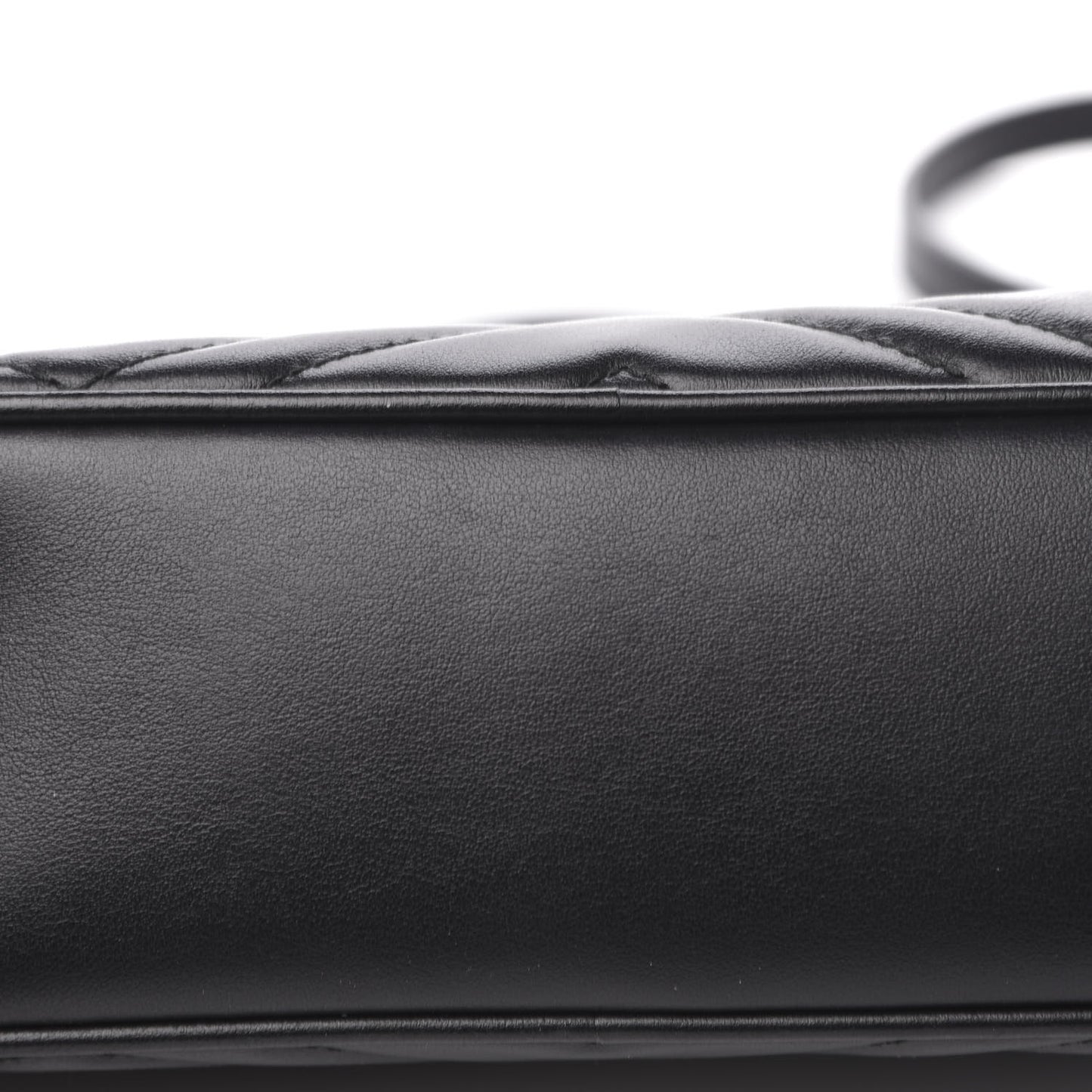 Calfskin Matelasse Small GG Marmont Chain Shoulder Bag Black