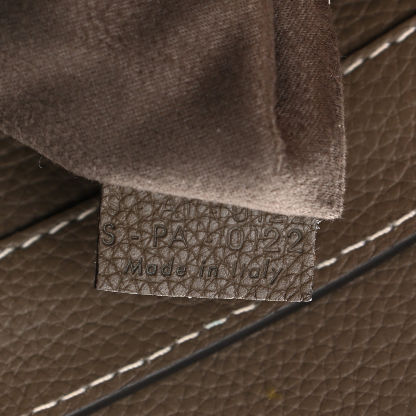 Drummed Calfskin Mini Luggage Souris