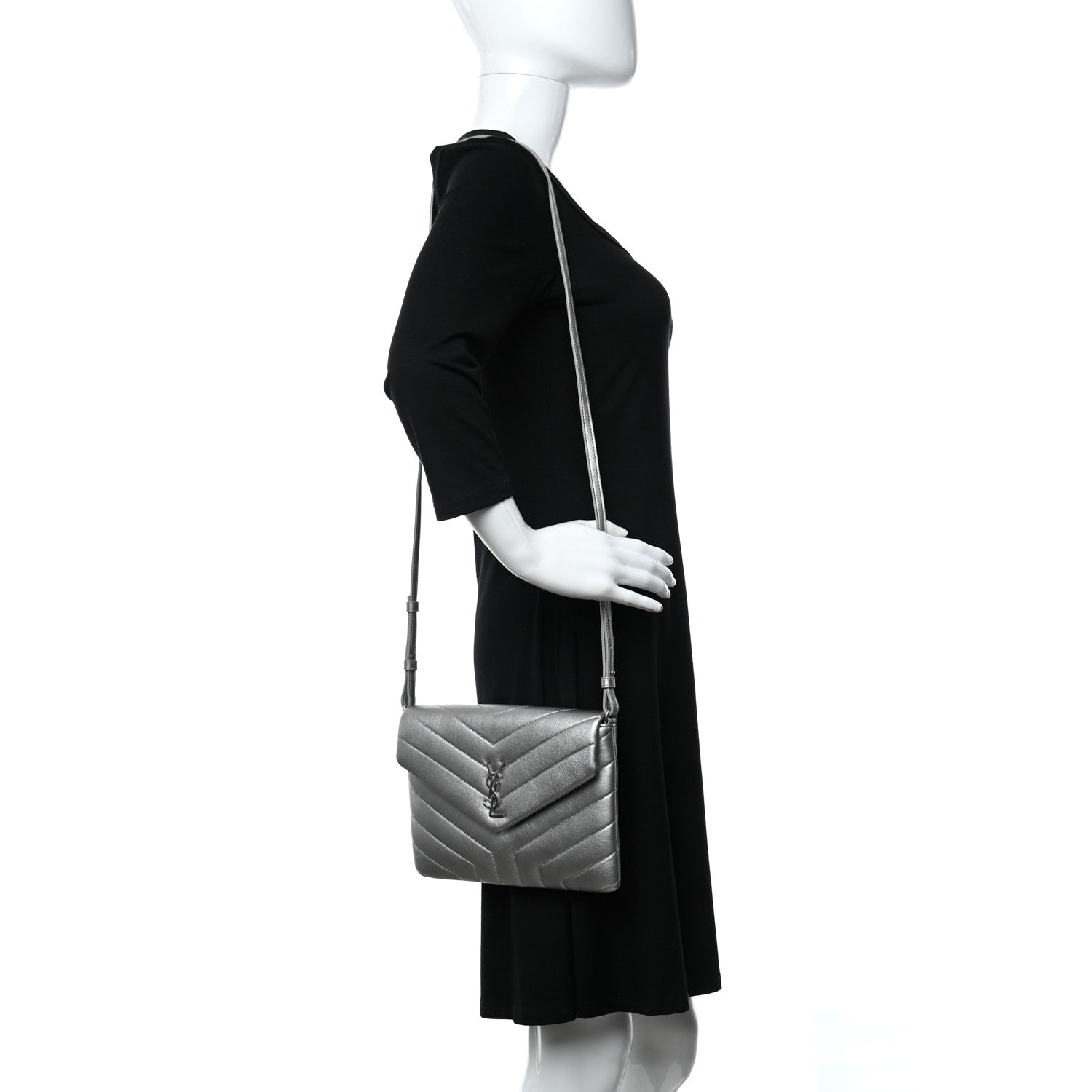 Saint Laurent Calfskin Y Quilted Monogram Loulou Flap Bag Argento 2 of 11