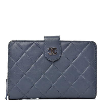 Chanel Lambskin Quilted Zipped Pocket Wallet Lavander 1 of 8
