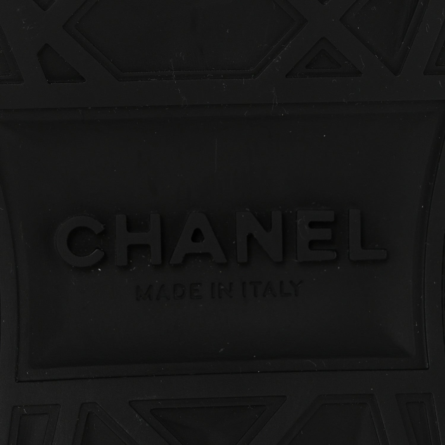 Chanel Velvet Calfskin Mixed Fibers CC Sneakers 41.5 Black 7 of 10