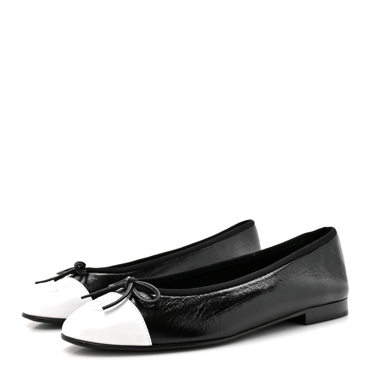 Chanel Crumpled Shiny Lambskin CC Cap Toe Ballerina Flats 40 Black White 4 of 11