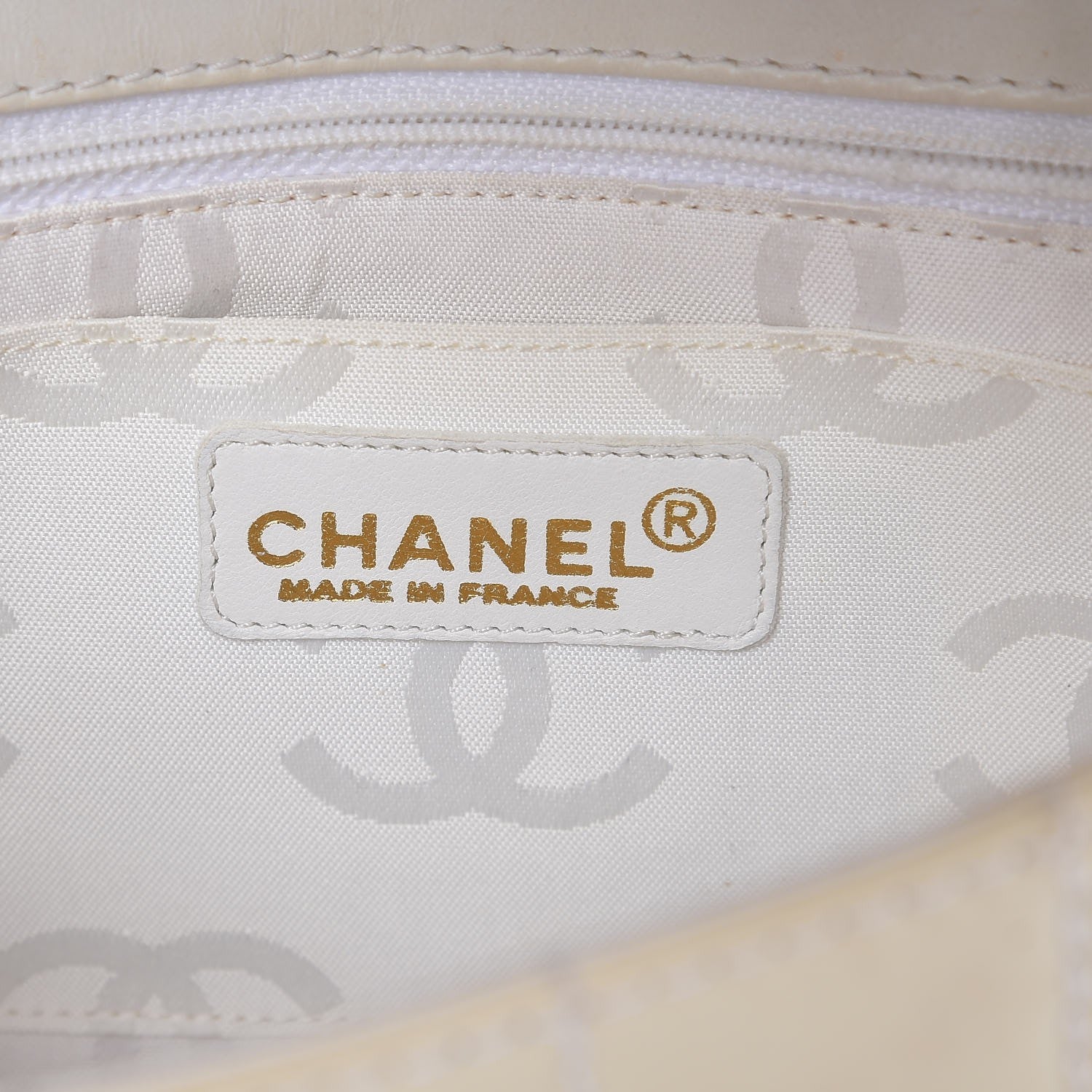 Chanel Patent Small Chocolate Bar Flap White 6 of 23