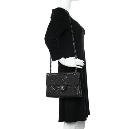 Chanel Crumpled Grained Calfskin Medium CC Crave Flap Black 2 of 11